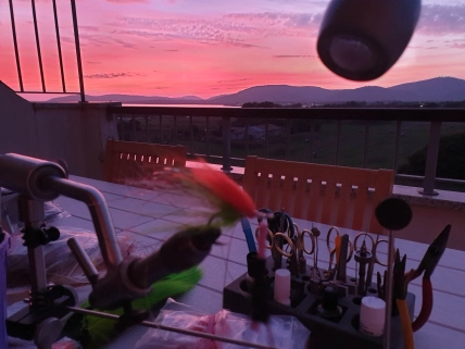 Sunset tying Sunset tying